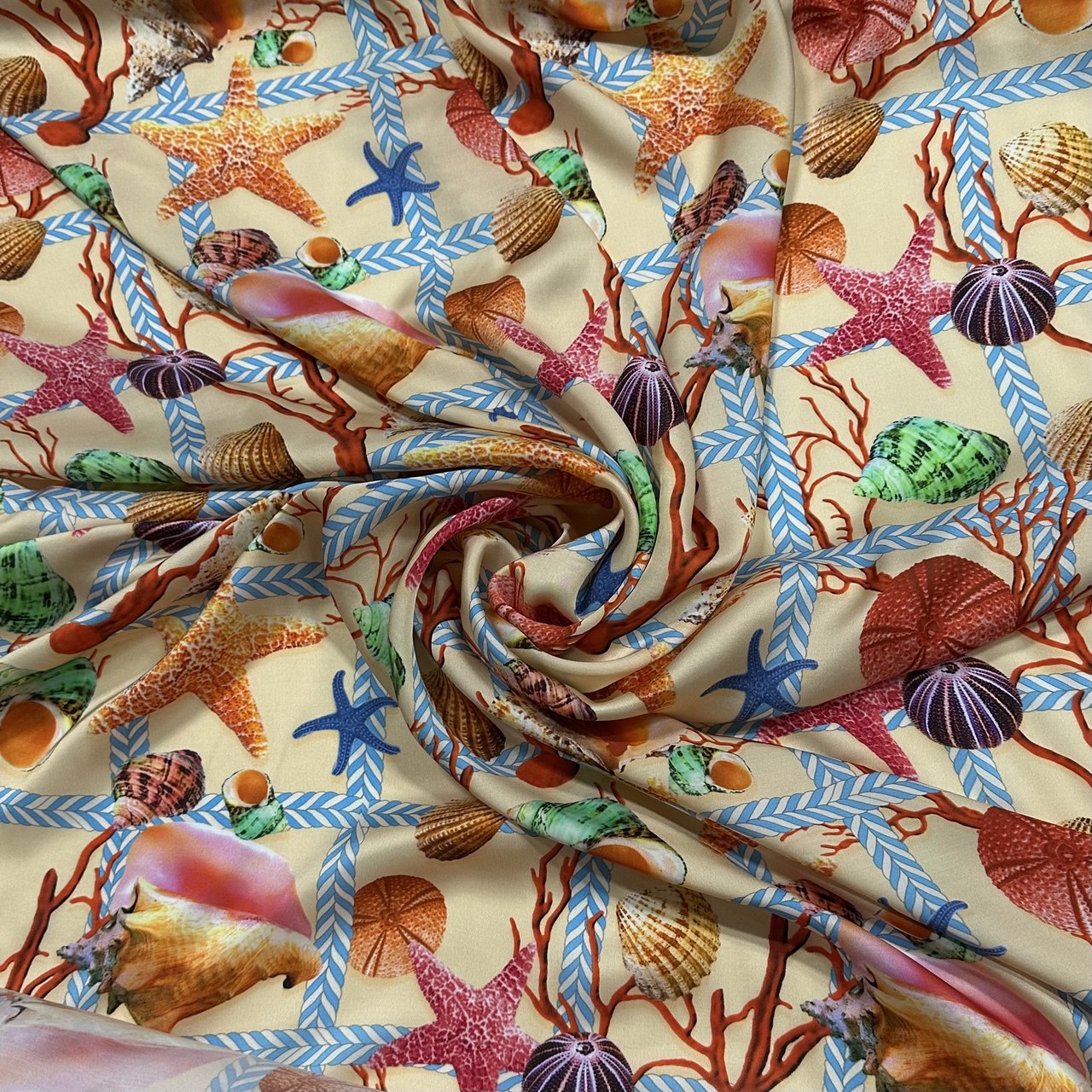 Shells with starfish | Viscose