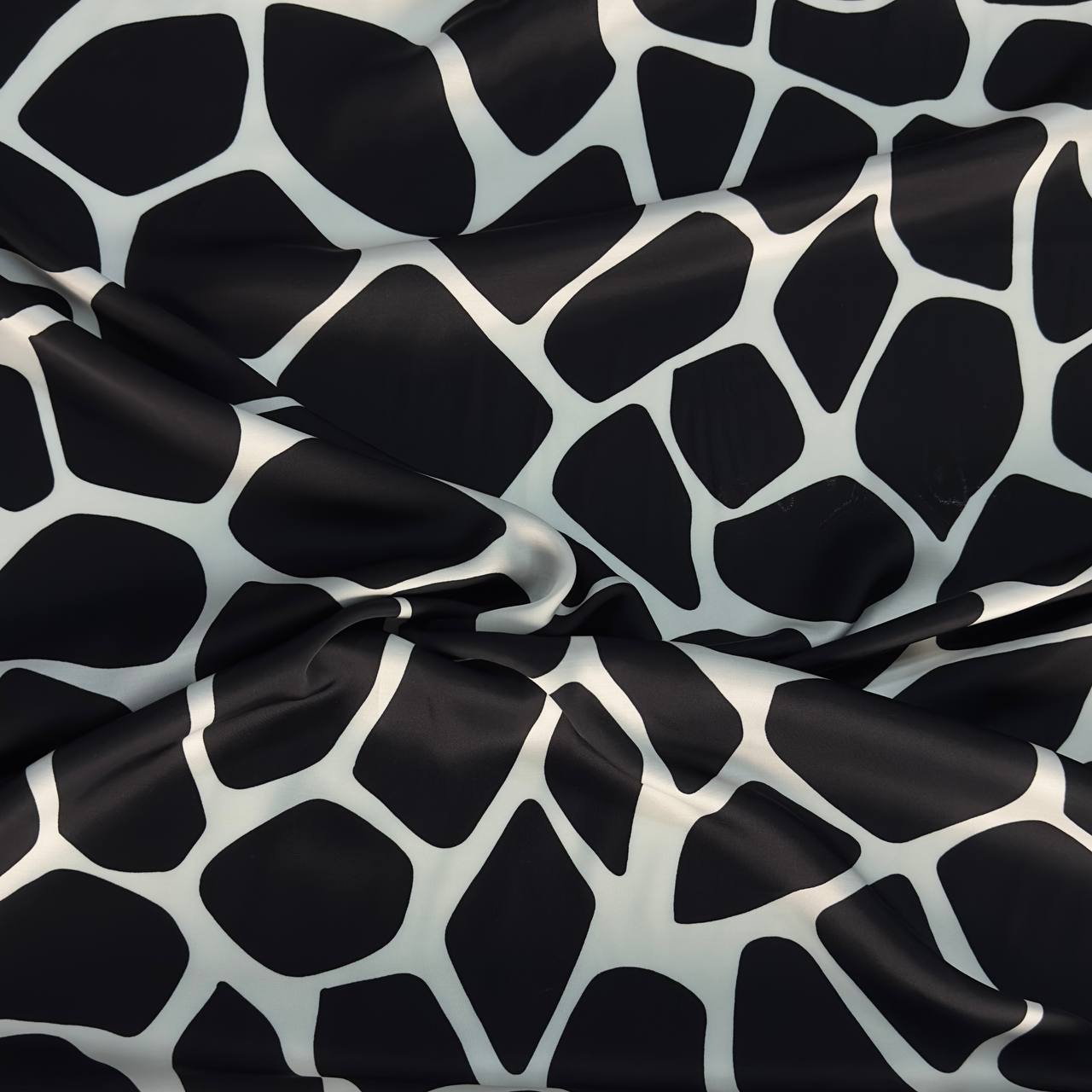 Black and White Giraffe | Viscose