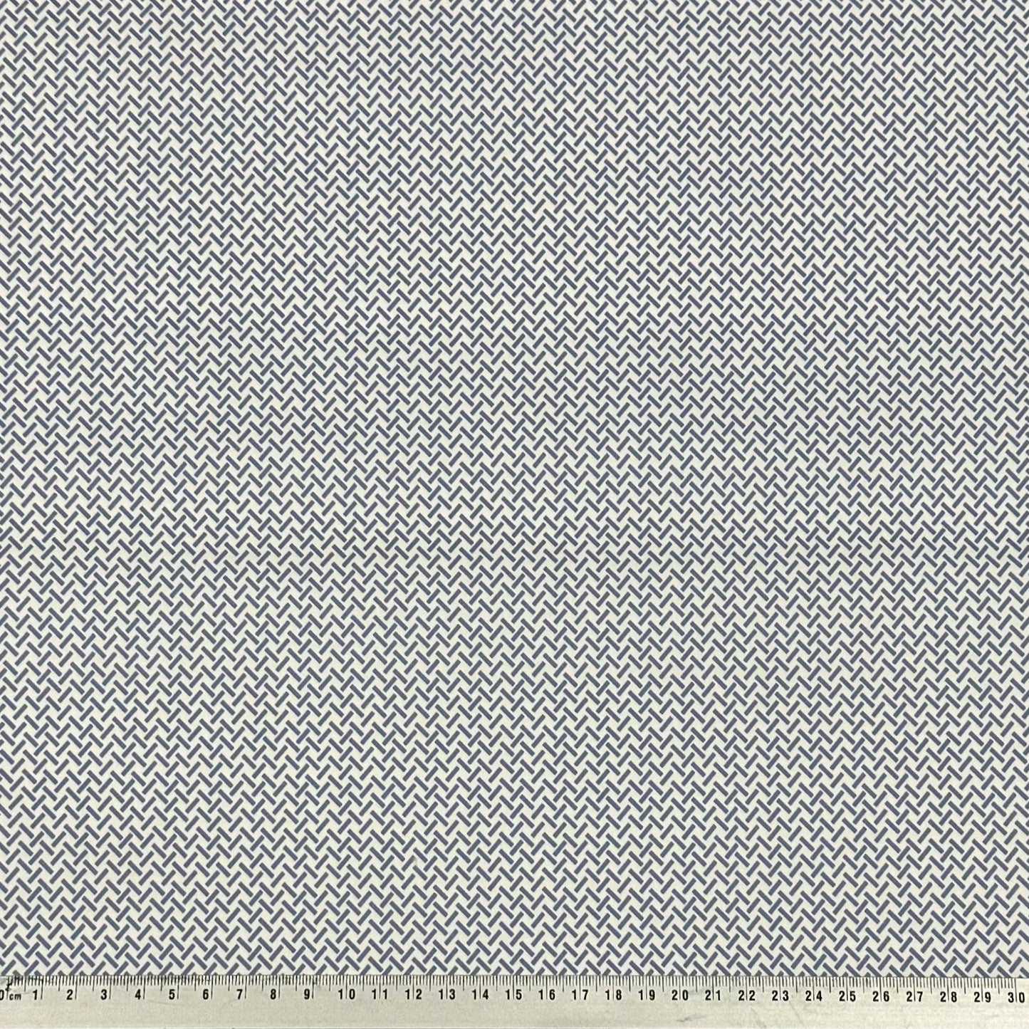 Blue Lines - Feiner Hemdenstoff mit Mikro-Muster | Baumwolle