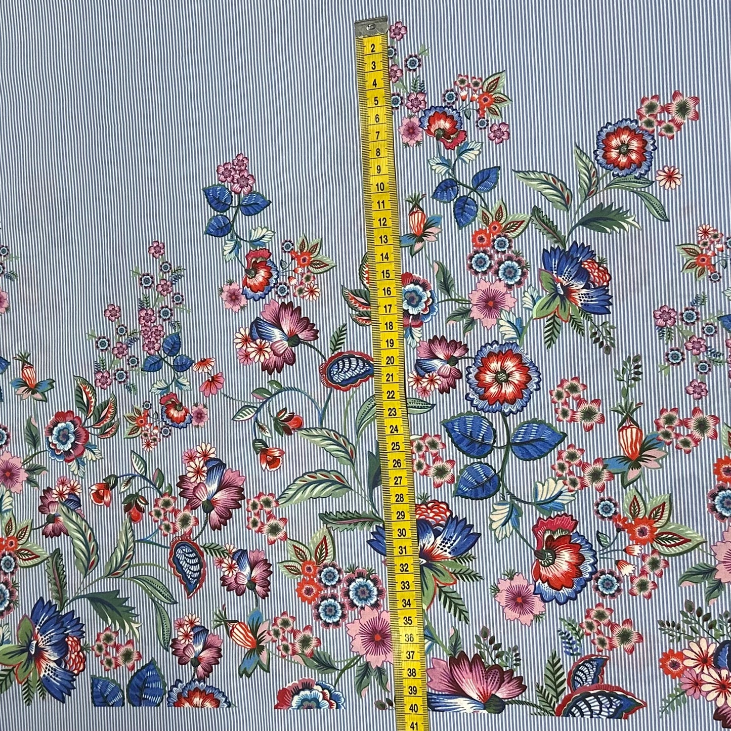 Gestreifter Bordürenstoffpaneele mit Blumen | Baumwolle